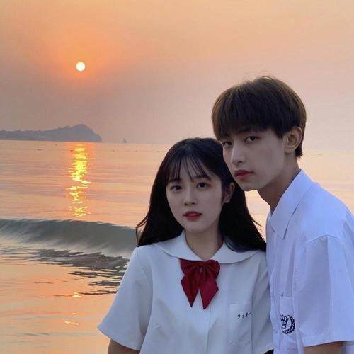 情侣亲密图 情侣间的亲密照