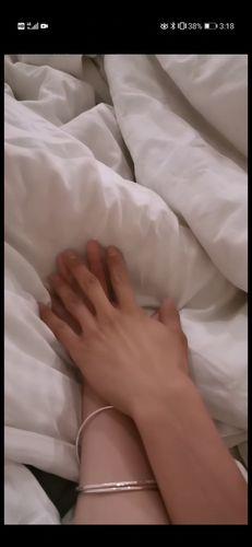 情侣夜晚牵手图片 夜晚情侣牵手影子图片唯美