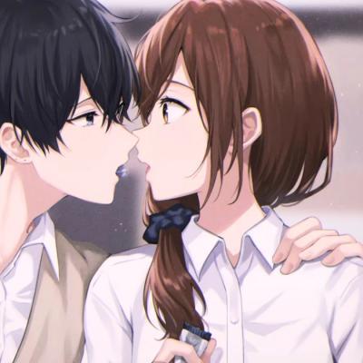 好看的情侣卡通图片 唯美卡通情侣图片