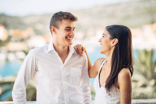 恋爱中的情侣图片 情侣图片