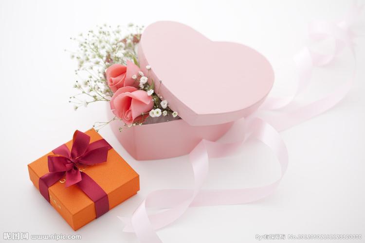 情侣礼物图片 情侣的礼物