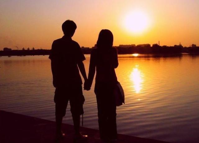 情侣图片搜索 找这个图片的情侣图片