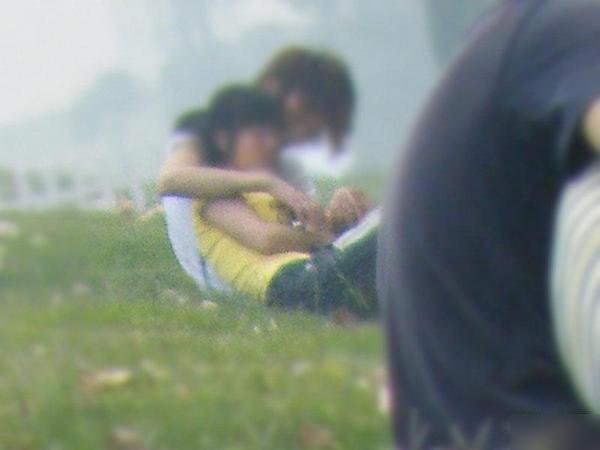 情侣爱爱图 爱情图片情侣