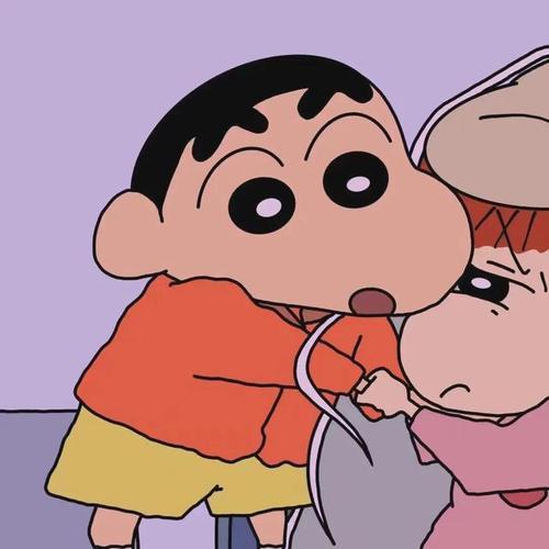 蜡笔小新情侣图片 蜡笔小新背景图情侣