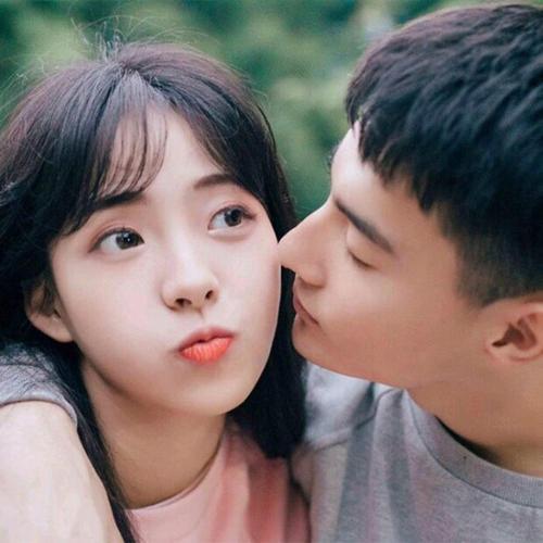 双人图片情侣 情侣图片高清一人一张双人