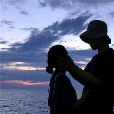 情侣图片一男一女 微信情侣图片大全一男一女