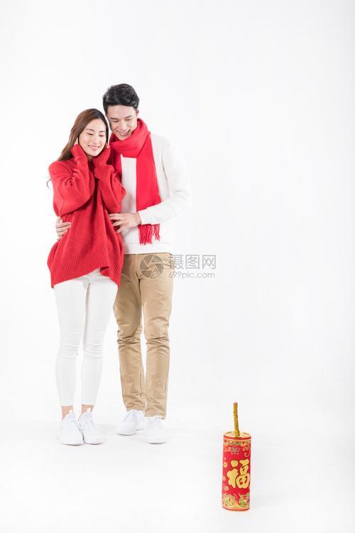 情侣新年图片 情侣新年祝福图片