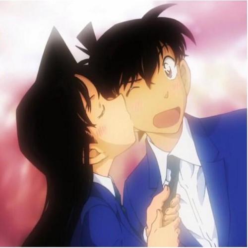 新一和小兰情侣图片 小兰和新一的图片大全