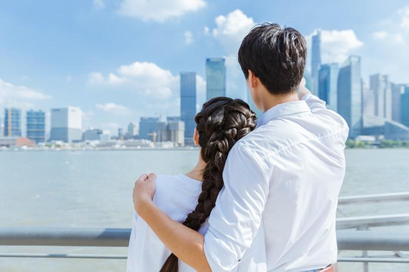 恋爱图片情侣 情侣图片聊天背景