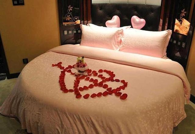 情侣房间布置图片 情侣卧室布置图片大全