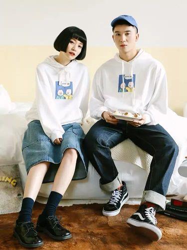 超好看的情侣装图片 情侣装图片可爱