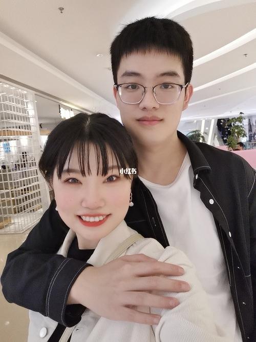 情侣合照图片 情侣合照图片两个人