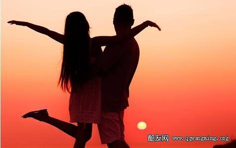 情侣配对图片 情侣图片一人一张配对