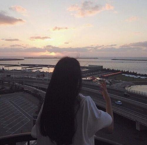 背景头像女背影 个性头像女背影