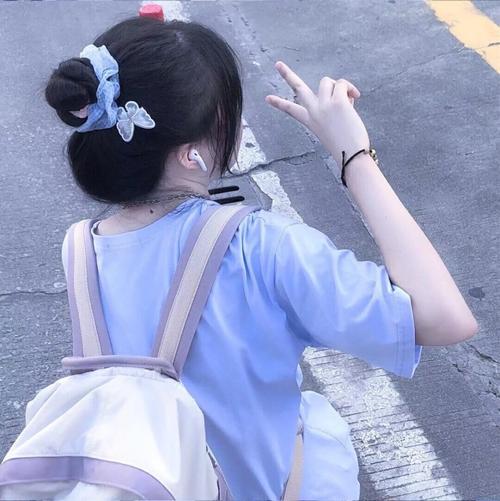 小学生头像女 小学生的头像女