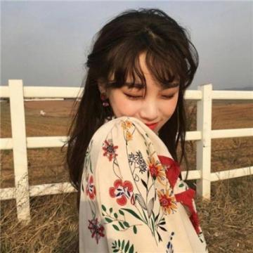 适合秋冬的微信头像女 微信头像女适合秋冬季节