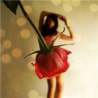 50岁女人微信头像用哪类好 50岁的女人用什么头像好看