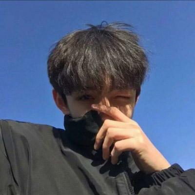男生头像阳光 男生头像阳光图片动漫