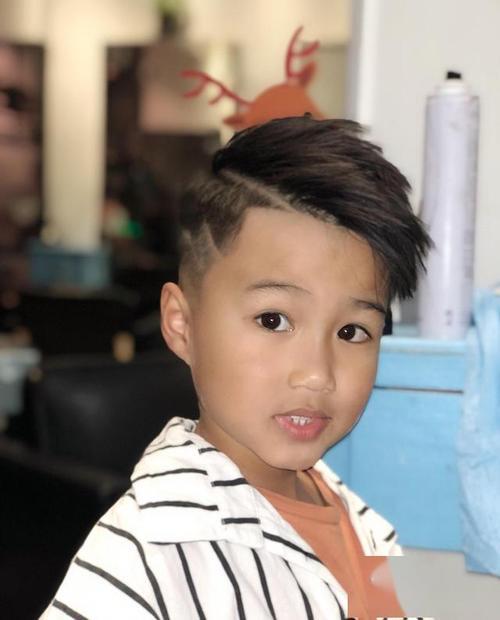 儿童头型图片男帅气 最帅气的小男孩头型图片大全