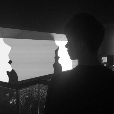 黑白男生头像 黑白个性头像男