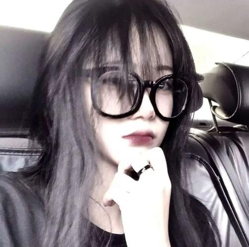 拽姐头像真人 拽姐网图头像