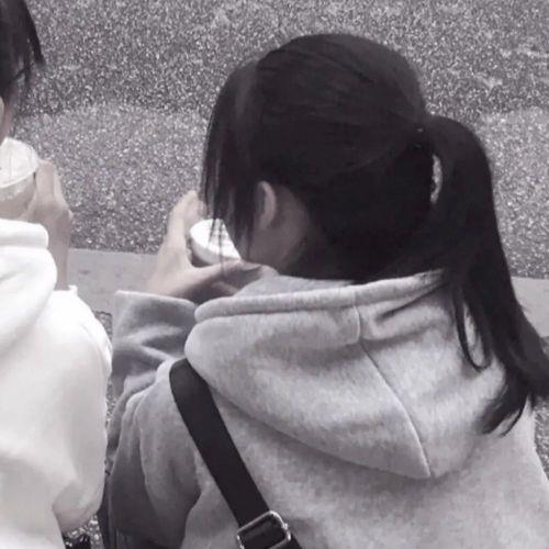 闺蜜头像真人不露脸 两人闺蜜头像真人头像一人一张不露脸