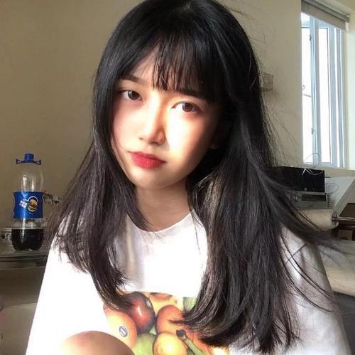 女生头像高清 戴口罩女生头像高清图片