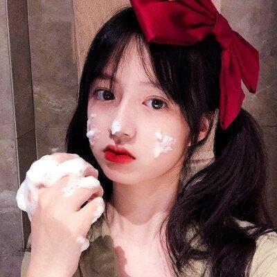 女生头像高清 戴口罩女生头像高清图片