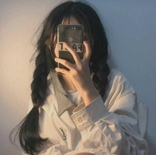 女生头像干净 干净的图片干净的女头像