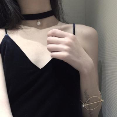 性感女生头像 性感女生头像图片高冷背影