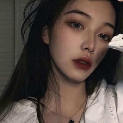 头像图片女生霸气冷酷 图片头霸气冷酷女生头像