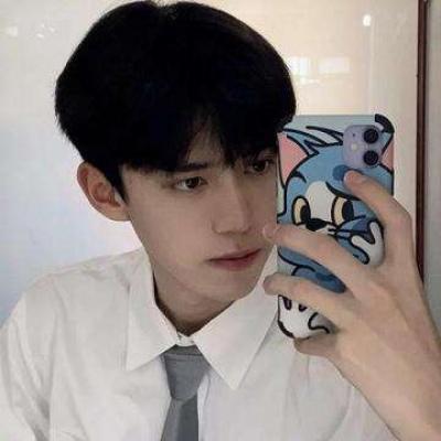 帅哥图片头像阳光 帅哥背景图片头像阳光