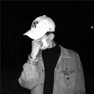 霸气头像男生超拽冷酷 霸气的头像男生超拽冷酷