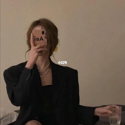 简约高级感头像 超级简约头像