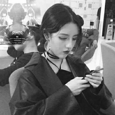 霸气头像女生超拽冷酷 女生超拽头像霸气十足冷酷