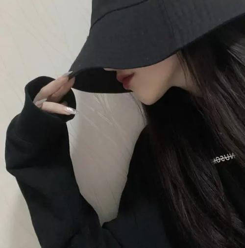 头像女不露脸 不露正脸的女生头像