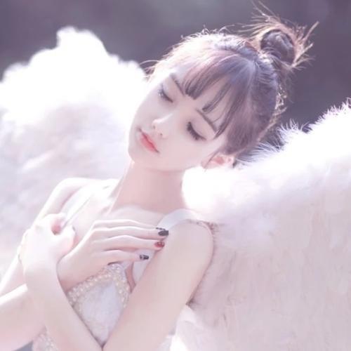 2022年头像女图片新版 2022年网图头像女