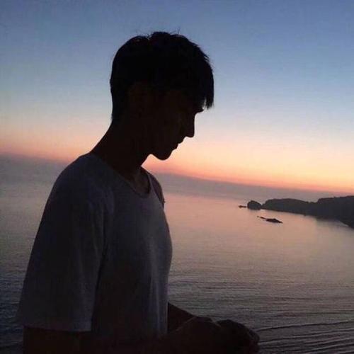 头像图片背影 女生背影头像