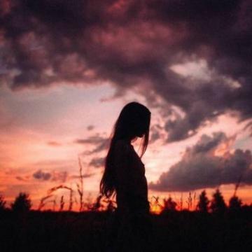 美女背影头像气质长发 美女图片头像背影短发