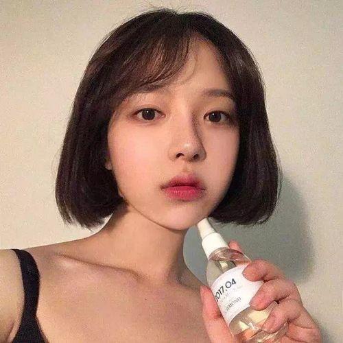 短发女生头像 女学生短发发型图片