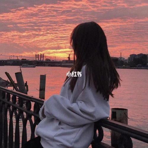 女生背影头像 头像图片2022最火爆背影女