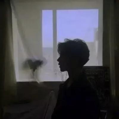 男人伤感失落孤独头像 男生孤独的头像心碎