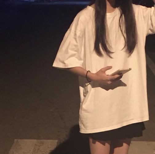 女生头像ins高级质感不露脸 ins头像女生高级