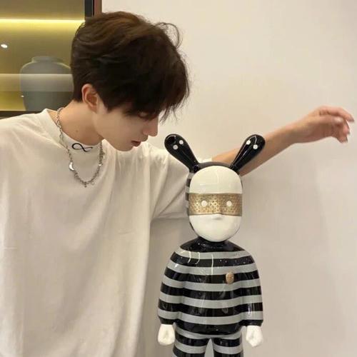 男生头像冷酷帅气图片 男生头像冷酷帅气图片高清