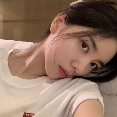 清纯女生头像 清纯女生头像图片卡通