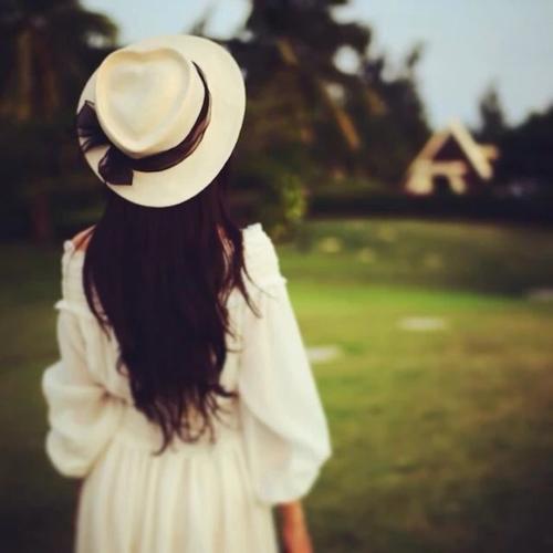 女生头像背影 女生头像背影图片大全