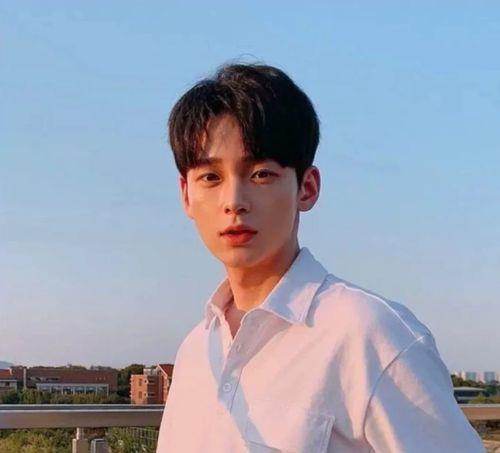 男生头像阳光帅气 男生头像阳光帅气图片大全