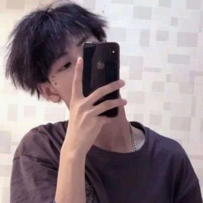 qq头像男生冷酷伤感霸气 头像男生霸气冷酷头像图片