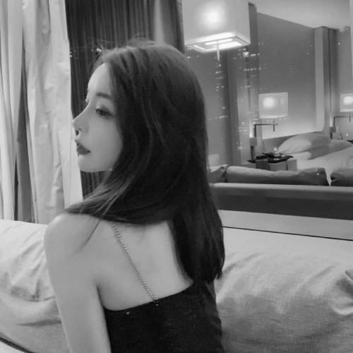 冷酷头像女霸气 冷酷女头像霸气