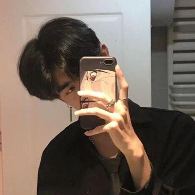 男生头像简单干净 男生头像简单干净图片手机挡脸